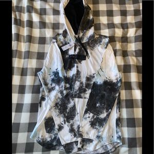 Black tie-dye logo hooded graphic tee L - NWT 💎🚭